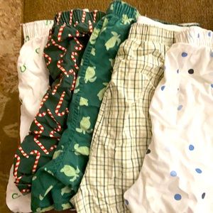 Lot of 5 boxers (2 Banana Rep, 2 Gap & Old Navy).